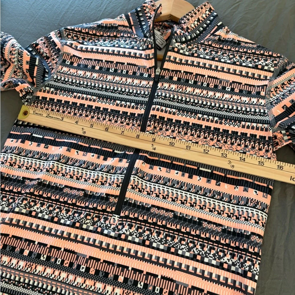 Nike Pro Hyperwarm Aztec Print Half Zip Pullover. Size Medium.